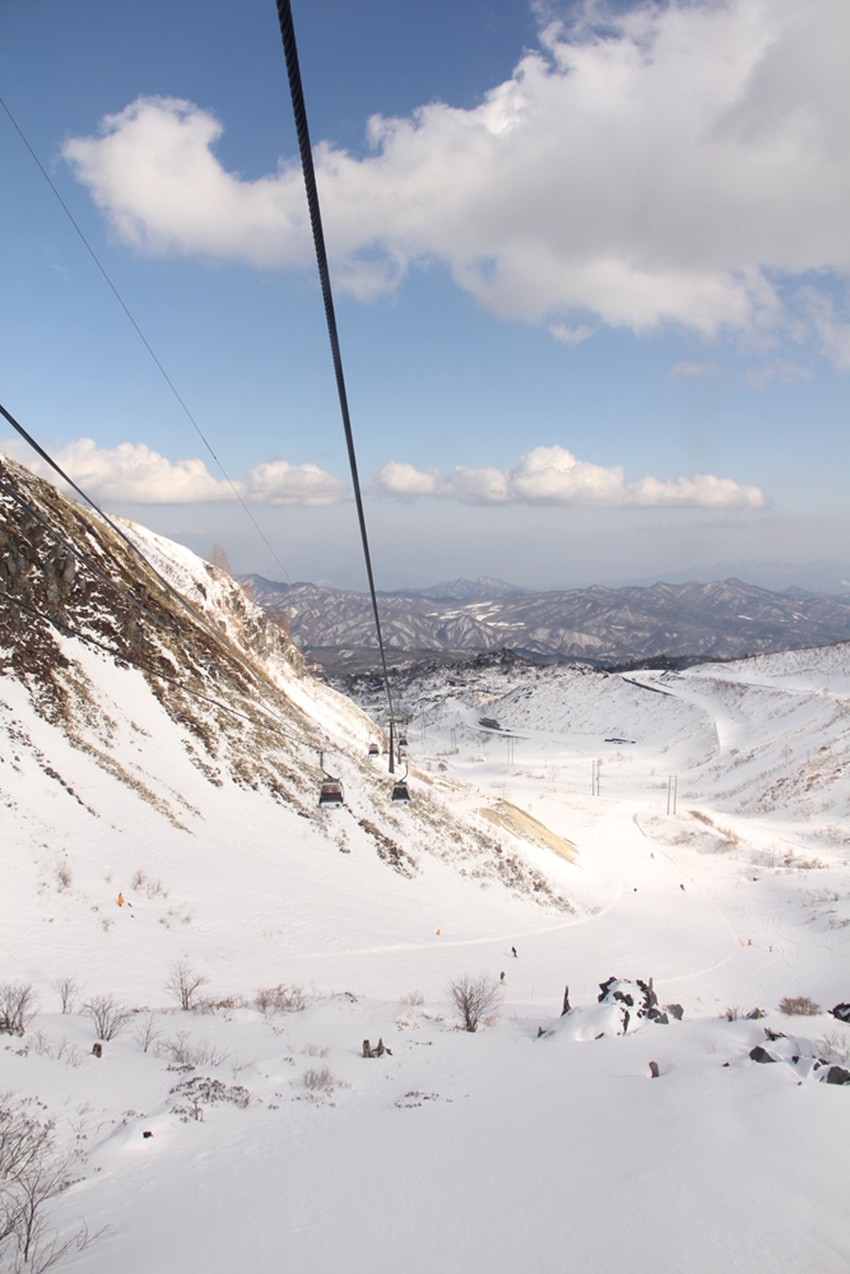Amazing Winter Experience at Kusatsu Ski Resort in Japan